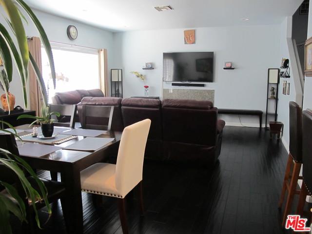 20300 Vanowen Street - Photo 1