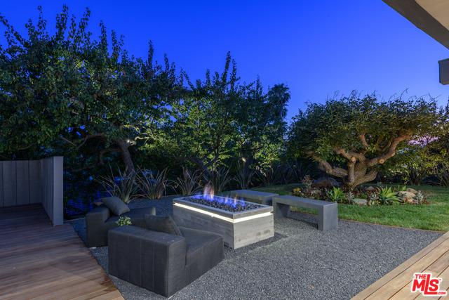 9038 Meredith Place - Photo 1