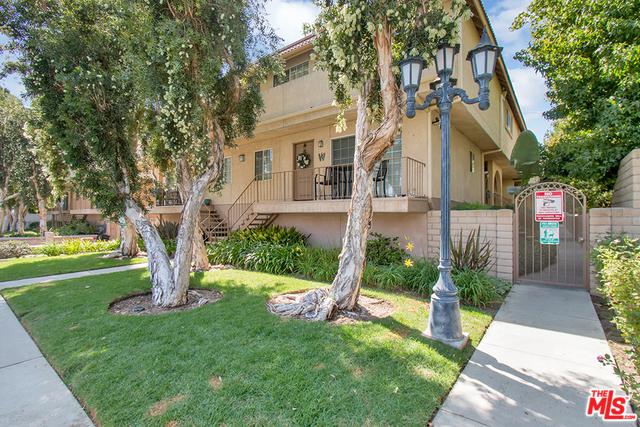 10215 Variel Avenue - Photo 1