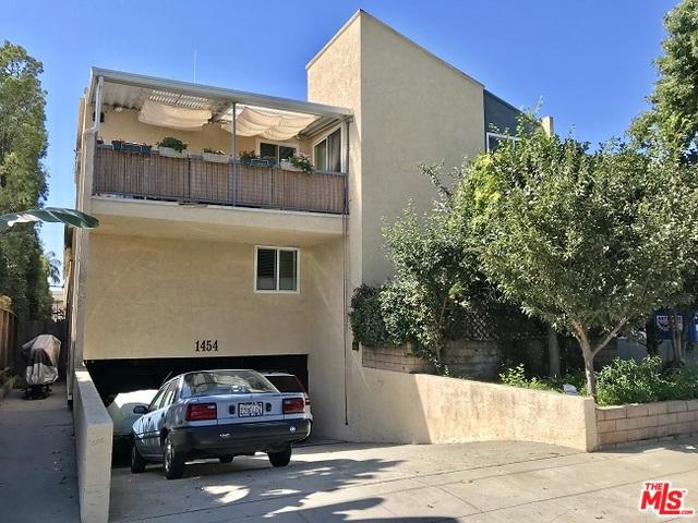 1454 Yale Street - Photo 1