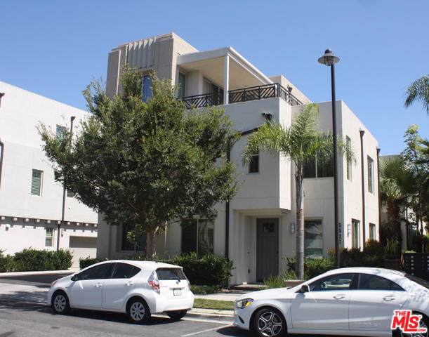 5527 Palm Drive - Photo 1