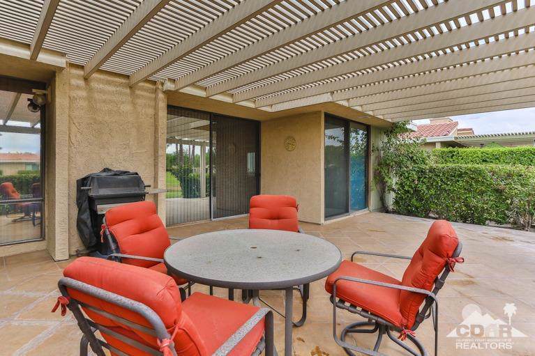 39810 Bedford Drive - Photo 1