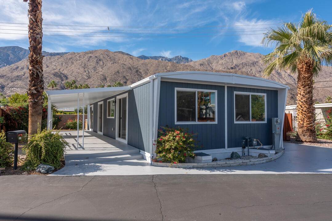 211 Safari Road - Photo 1