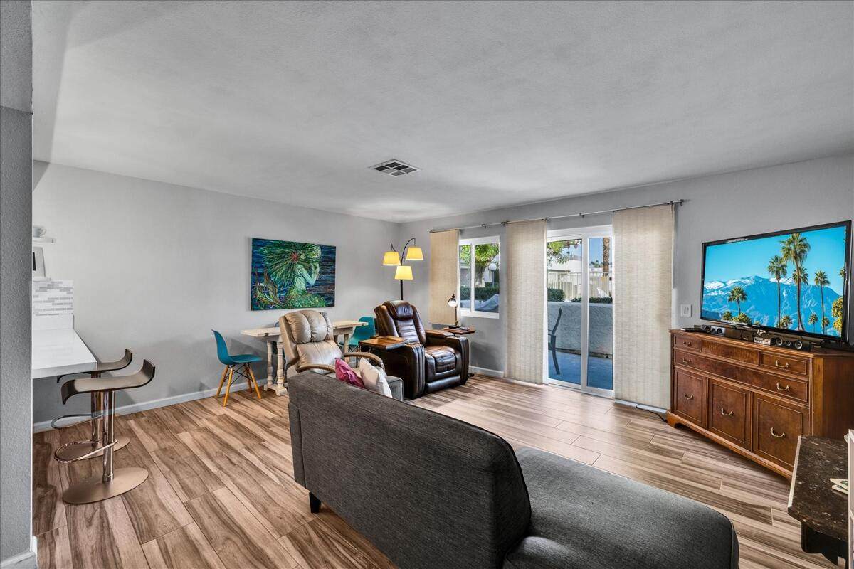 32505 Candlewood Drive - Photo 1