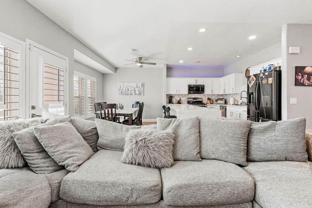 67687 Duchess Road - Photo 1