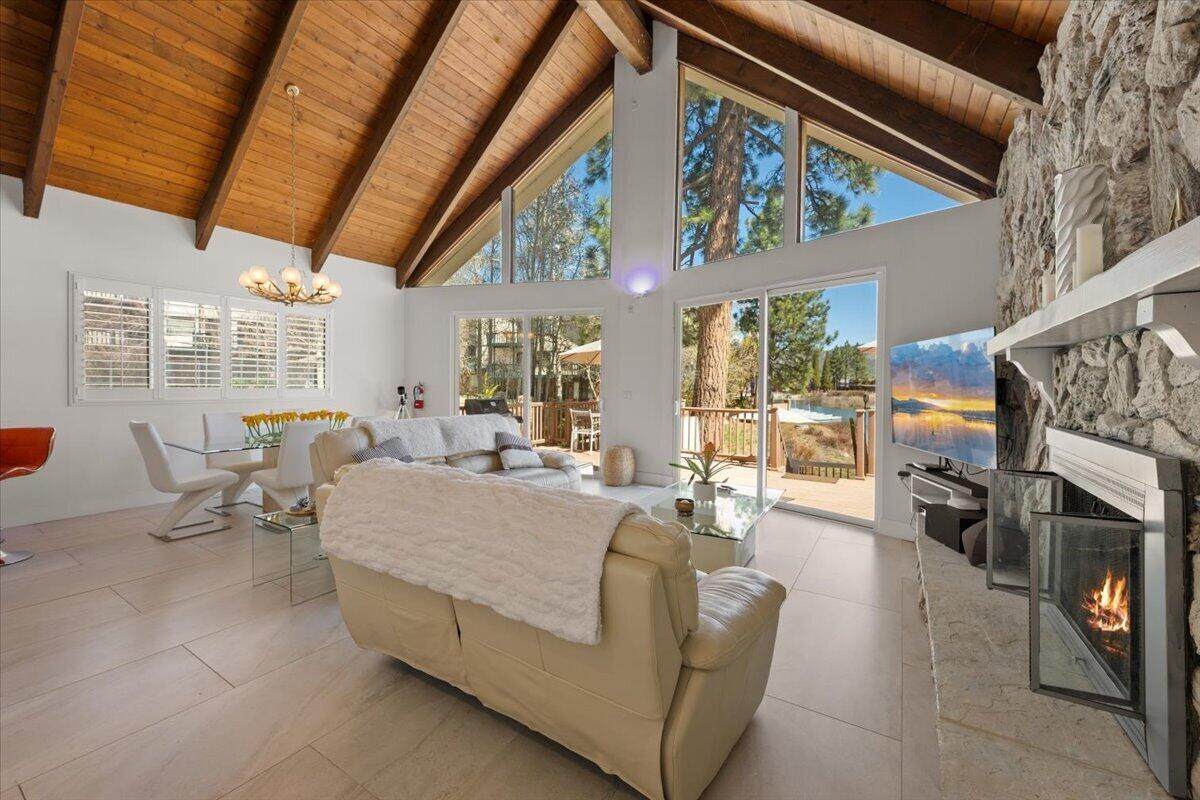 39820 Lakeview Drive - Photo 1