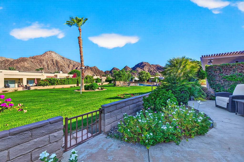 48202 Vista De Nopal - Photo 1
