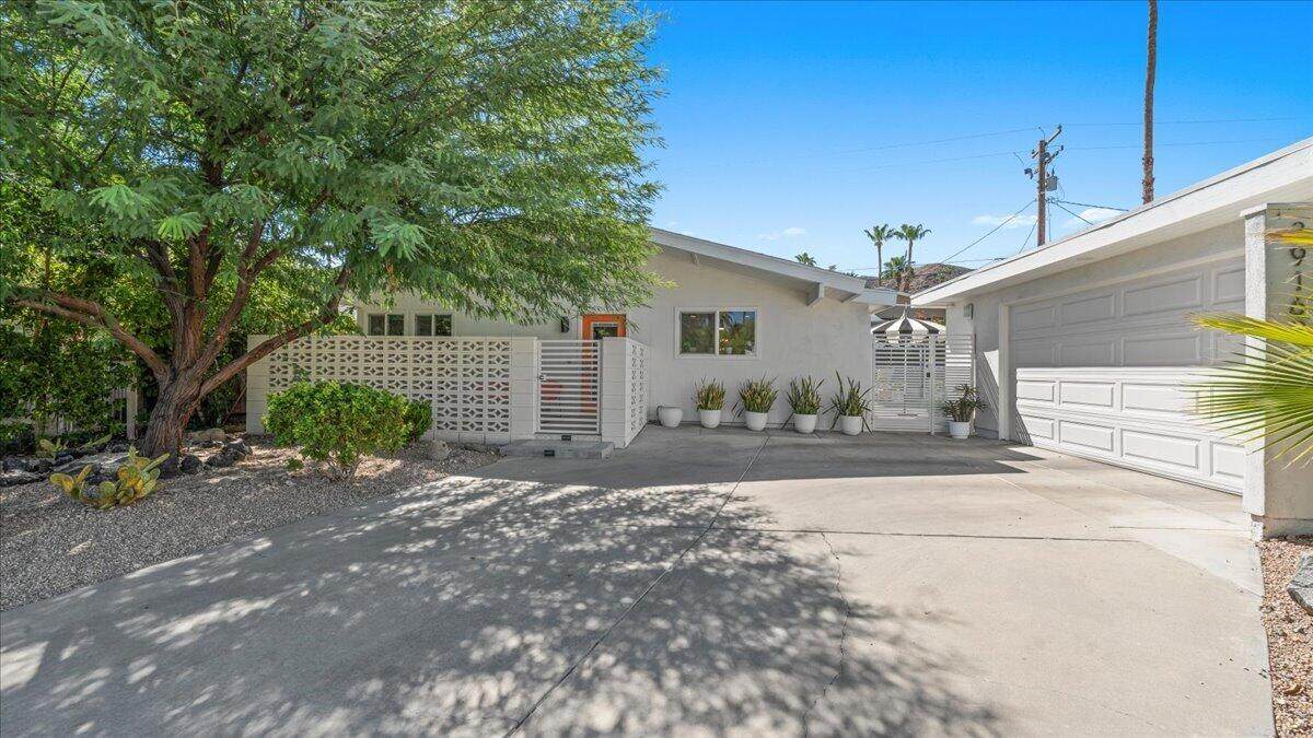 https://bt-photos.global.ssl.fastly.net/damls/1280_boomver_2_219151869-2.jpg