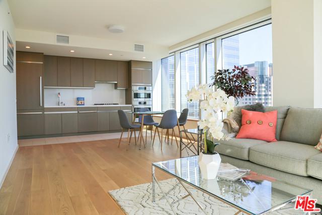 889 Francisco - Photo 1