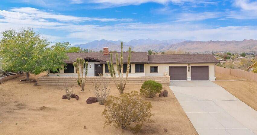 7390 Camarilla Avenue - Photo 1