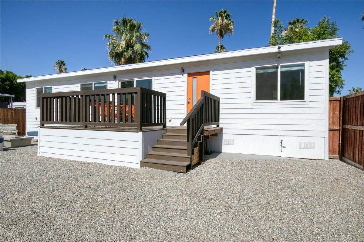 102 Fondulac Street - Photo 1