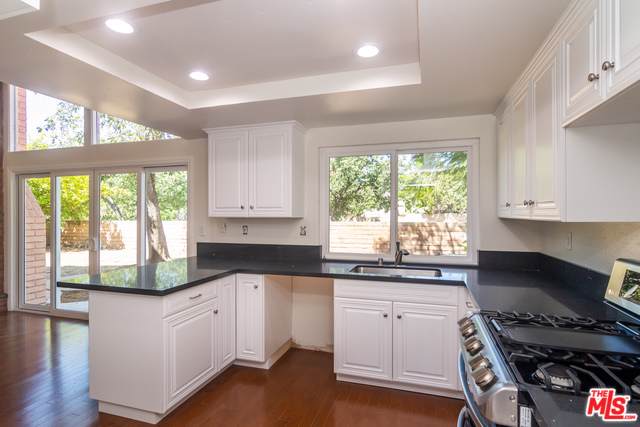 5511 Cedarhaven Drive - Photo 1