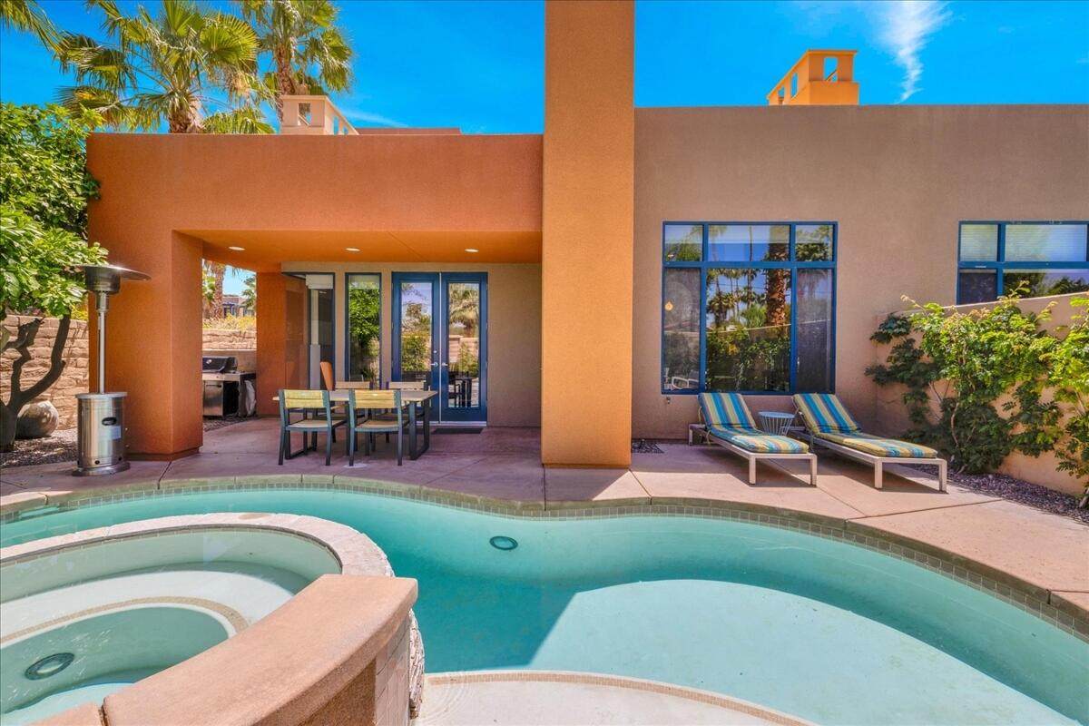 922 Alejo Vista - Photo 1