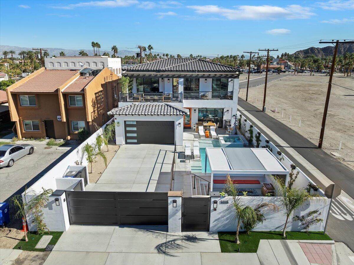 51116 Avenida Mendoza - Photo 1