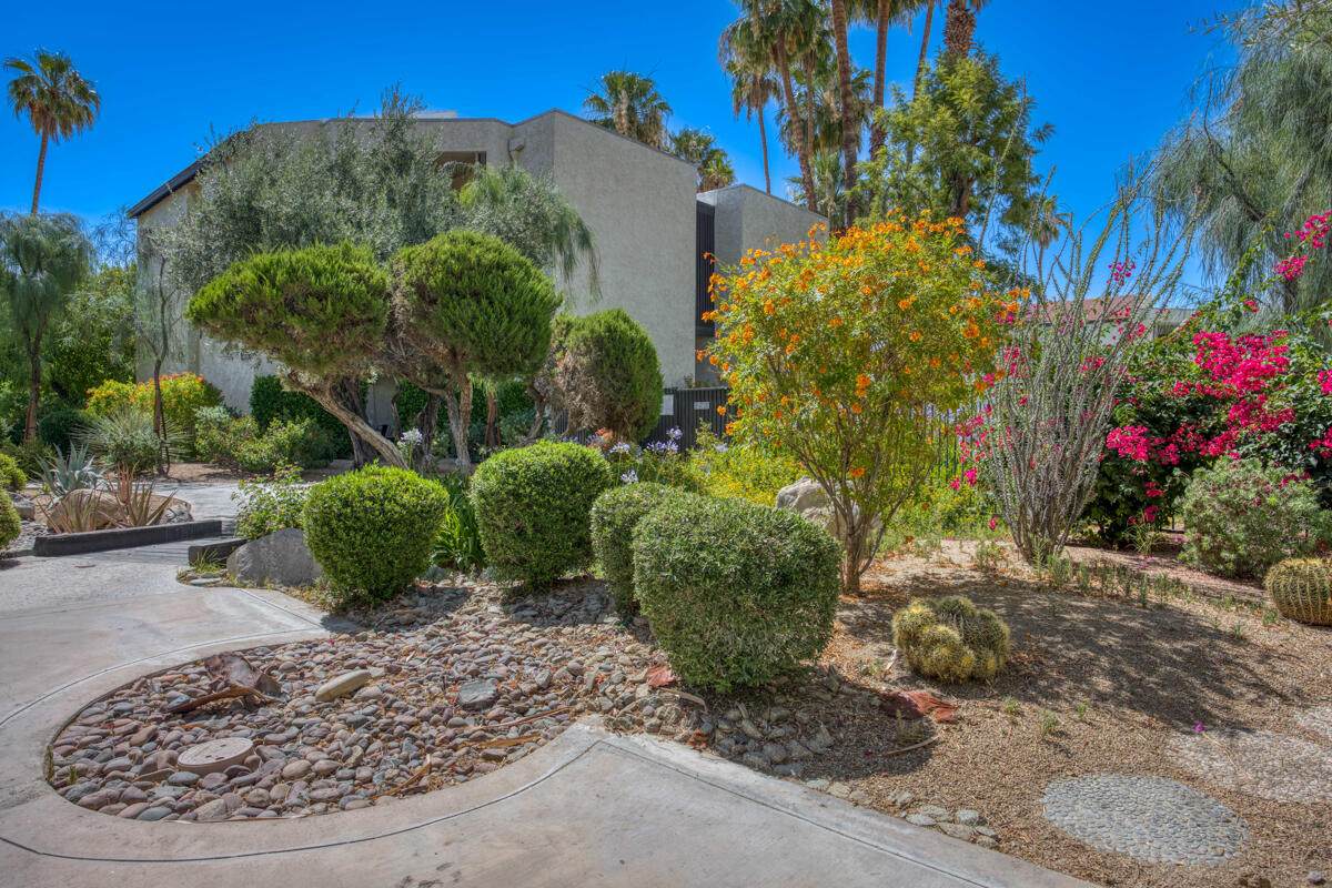 1500 Camino Real - Photo 1