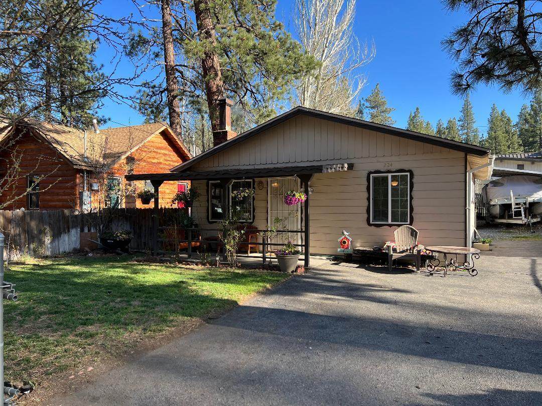 224 Country Club Boulevard - Photo 1