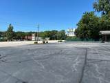 3300 N Main St - Photo 17