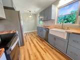 352 Norwood Dr - Photo 9