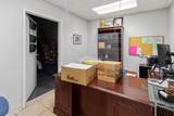 2380 Riverside Dr - Photo 25