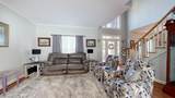 111 Walden Ct - Photo 5