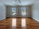 137 Westhampton Ave - Photo 18