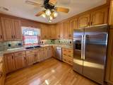 946 Meadowview Dr - Photo 17