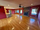 946 Meadowview Dr - Photo 9