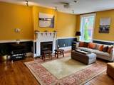 522 Bridge St - Photo 4