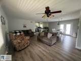 521 Bennett St - Photo 2