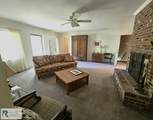 652 Country Ln - Photo 4