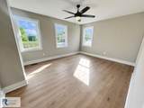 626 Monument St - Photo 11
