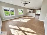 626 Monument St - Photo 4