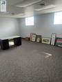 710 Grove St - Photo 3