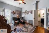 601 Henry St - Photo 18