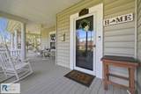 601 Henry St - Photo 2