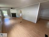1309 N Main St - Photo 23