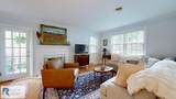 126 Wilton Ave - Photo 2
