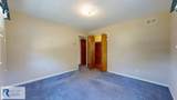 2065 Woodlake Dr - Photo 32
