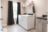 338 Price St - Photo 13