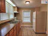 438 Holbrook St - Photo 10