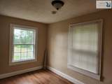438 Holbrook St - Photo 3