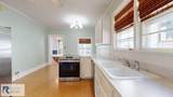906 Green St - Photo 14