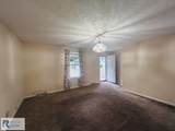 7 London Dr - Photo 6