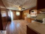 2001 Mapleton Dr - Photo 7
