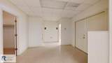 664 Hunter St - Photo 19