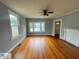 813 Hughes St - Photo 4