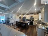 108 Castle Ct - Photo 15