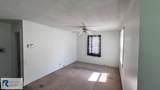 746 Melville Ave - Photo 10