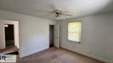 746 Melville Ave - Photo 14
