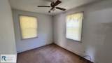 746 Melville Ave - Photo 15